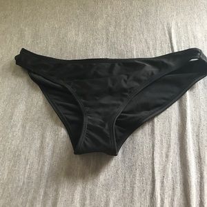 Cheeky bikini bottom
